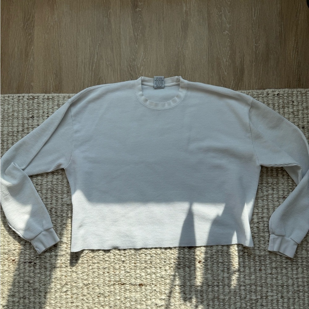 Vintage White Cropped Thermal – Raw Hem - Picture 2 of 5